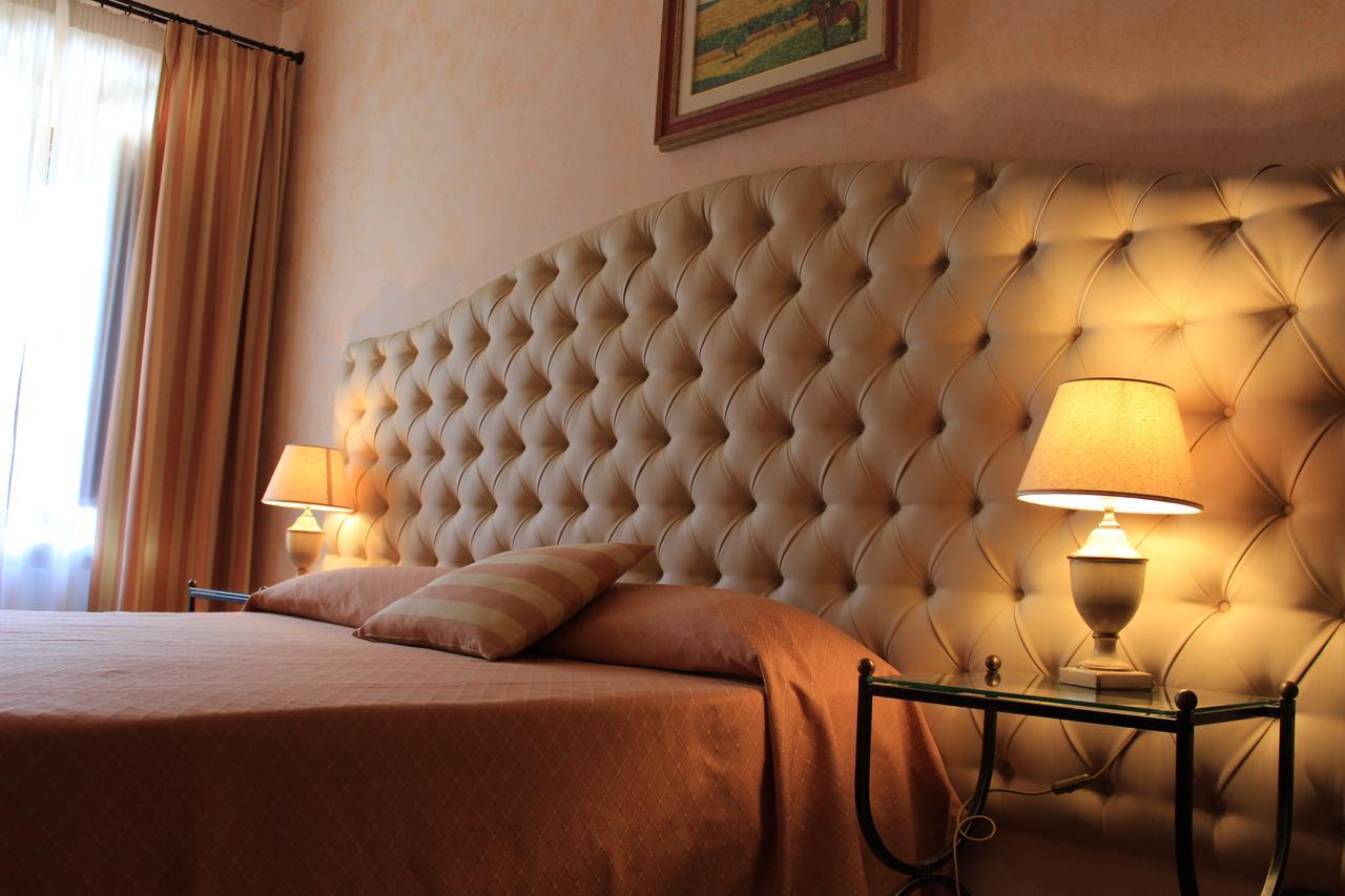 Agriturismo il Colombaio B&B Monteriggioni Exterior foto